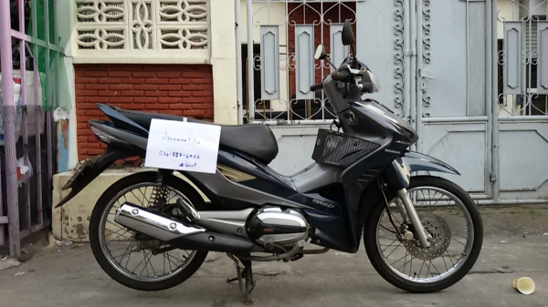 Honda Wave 110i AT หัวฉีด PGM FI สตาร์ทมือ จด2554 รถบ้าน มือเดียว วิ่ง10,xxx กิโล