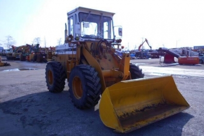 ขายรถตักล้อยาง รุ่นนิยม KOMATSU 510 กรองเดี่ยว นำเข้าจากญี่ปุ่นโดยตรง โทร.090-986-2521 อ๊อบ