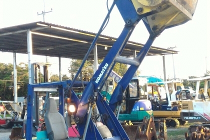 รถตัก Komatsu SD10-5 เก่าญี่ปุ่น โทร.090-986-2521 อ๊อบ