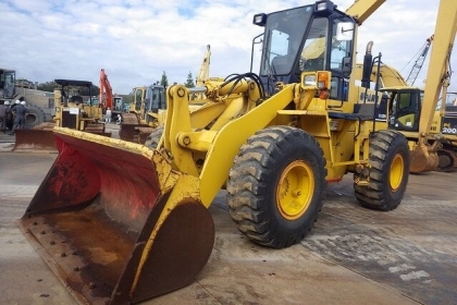 KOMATSU WA300-1 ซีเรียล 30,000 ญี่ปุ่นแท้ โทร.090-986-2521 อ๊อบ