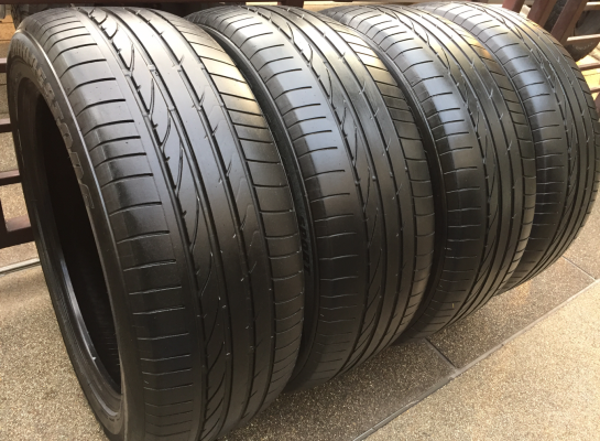 ยาง Bridgestone 255 50 20 สิ้นปี13 พร้อมใช้งาน ราคาไม่แพง