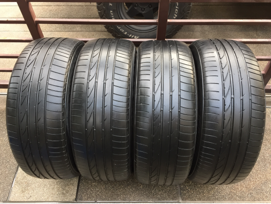 ยาง Bridgestone 255 50 20 สิ้นปี13 พร้อมใช้งาน ราคาไม่แพง