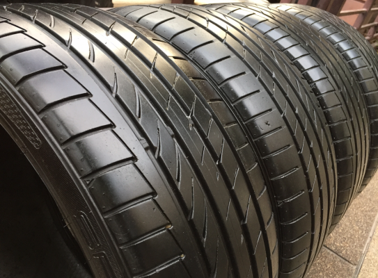 ยาง Dunlop 215 45 18 ปี14 ดอกเยอะ พร้อมใช้งาน ราคาไม่แพง ยาง Dunlop 215 45 18 ปี14 ดอกเยอะ พร้อมใช้งาน ราคาไม่แพง