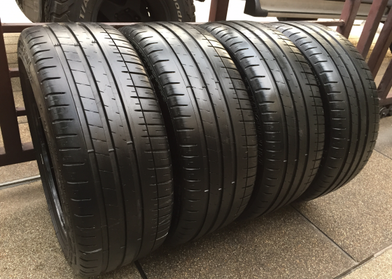 ยาง Michelin 215 45 17 ปี14 ดอกเต็ม ใช้ยาว ราคาไม่แพง