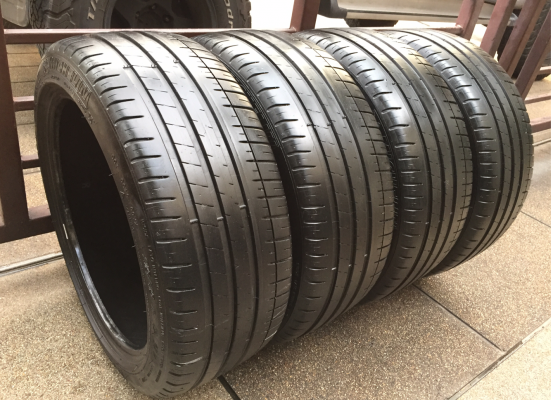 ยาง Michelin 215 45 17 ปี14 ดอกเต็ม ใช้ยาว ราคาไม่แพง