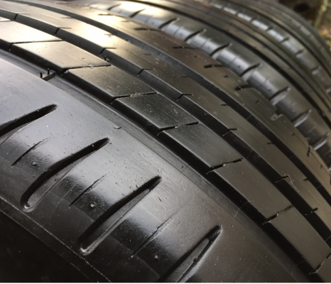 ยาง Michelin 215 45 17 ปี14 ดอกเต็ม ใช้ยาว ราคาไม่แพง