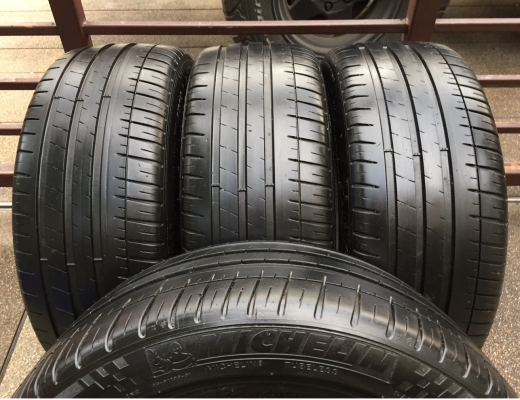 ยาง Michelin 215 45 17 ปี14 ดอกเต็ม ใช้ยาว ราคาไม่แพง