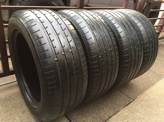 ยาง Toyo 255 55 18 กลางปี13 ดอกเยอะ พร้อมใช้งาน ราคาไม่แพง