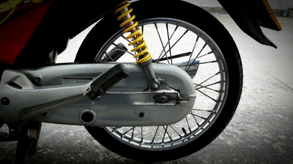 ขาย125s ไฟเลี้ยวบังลม ถูกๆ ด่วนๆ ขาย125s ไฟเลี้ยวบังลม ถูกๆ ด่วนๆ