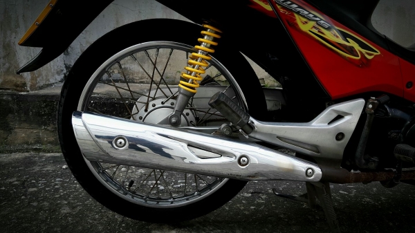 ขาย125s ไฟเลี้ยวบังลม ถูกๆ ด่วนๆ ขาย125s ไฟเลี้ยวบังลม ถูกๆ ด่วนๆ