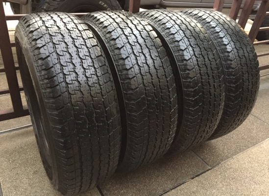 ยาง Bridgestone 265 70 16 กลางปี14 ดอกเยอะ ใช้ยาว ราคาไม่แพง