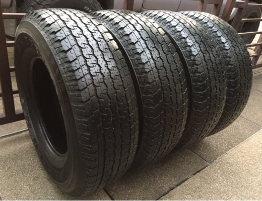 ยาง Bridgestone 265 70 16 กลางปี14 ดอกเยอะ ใช้ยาว ราคาไม่แพง