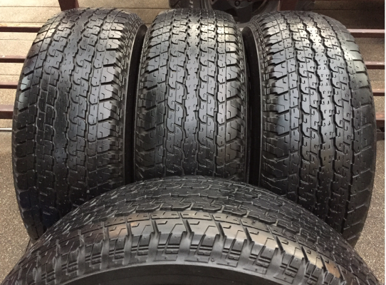 ยาง Bridgestone 265 70 16 กลางปี14 ดอกเยอะ ใช้ยาว ราคาไม่แพง