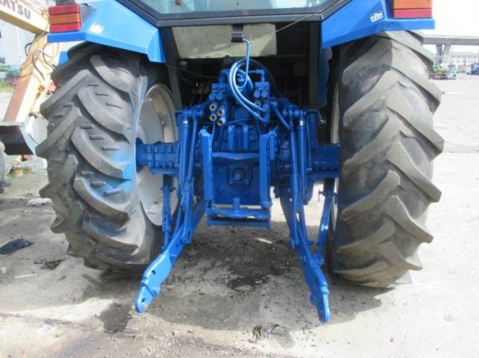 ขาย ford 8340 เพลาคาราโล่ เครื่องสตาร์ติด (มี vdo) วีงไม่ได้ ขายตามสภาพ ราคา 450000 บาท 084-5424150