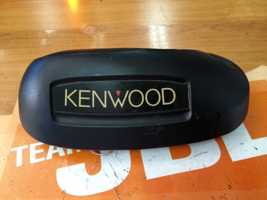 ขายลำโพงวางหลัง KENWOOD แบบ 3 ทางมีไฟด้านหลัง ขายลำโพงวางหลัง KENWOOD แบบ 3 ทางมีไฟด้านหลัง