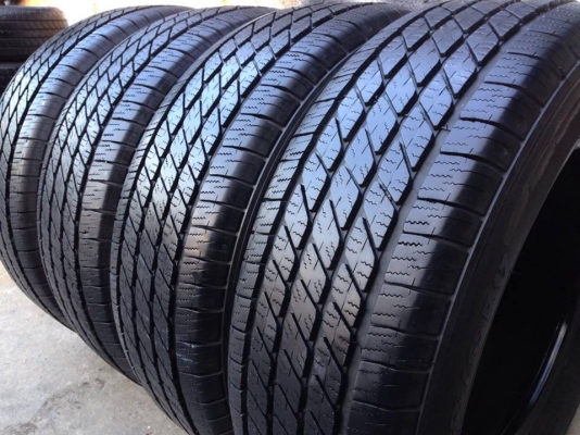 ยาง MICHELIN 265-65-17 ปี 15 ครบชุด 4 เส้น 8000  สภาพสวยๆไม่มีปะไม่บวมไม่กินข้าง ดอกยางเหลือเยอะเอาไปวิ่งกันใด้อีกยาวค่ะ