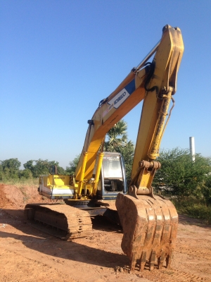 ขายด่วน KOBELCO SK200 MART III รถสวยสภาพพร้อมใช้งาน เครื่องปั้มดี เอวแน่น เครื่องเดิม ปั้มเดิม รถแรงเร็วไม่โหลด บอดี้สวย ราคาย่อมเยาว์ แต่รถพร้อมใช้งานจริง เอกสารสัญญาซื้อขาย
