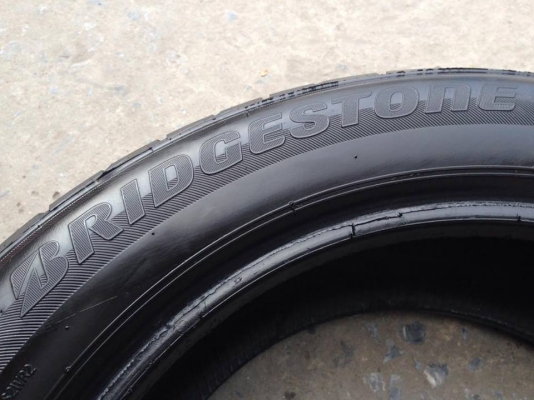 ยาง Bridgstone 215-55-17 ปี 15 ครบชุด 4 เส้น 4500 สภาพสวยๆไม่บวมไม่กินข้าง ดอกยางเหลือเยอะเอาไปวิ่งกันใด้อีกยาวค่ะ ยาง Bridgstone 215-55-17 ปี 15 ครบชุด 4 เส้น 4500 สภาพสวยๆไม่บวมไม่กินข้าง ดอกยางเหลือเยอะเอาไปวิ่งกันใด้อีกยาวค่ะ