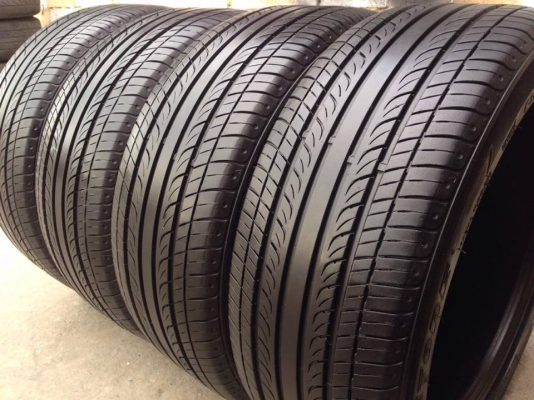 ยาง Deestone 215-50-17 ปี 15 3เส้น ปี 14 1เส้น ครบชุด 4 เส้น 4500  สภาพสวยๆไม่มีปะไม่บวมไม่กินข้าง ดอกยางเหลือเยอะเอาไปวิ่งกันใด้อีกยาวค่ะ