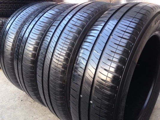 ยาง MICHELIN 175-65-15 ปี 15 ครบชุด 4 เส้น 3500  สภาพสวยๆไม่มีปะไม่บวมไม่กินข้าง ดอกยางเหลือเยอะเอาไปวิ่งกันใด้อีกยาวค่ะ