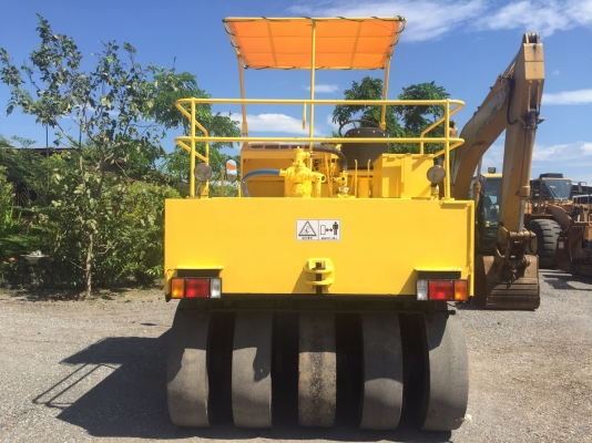 รถบด 9 ล้อยาง SAKAI 5309 FROM JAPAN สนใจติดต่อ 063-9316985 ID LINE : 0639316985 ครับ