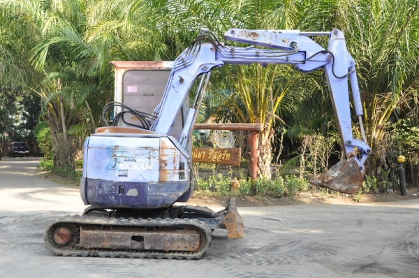 HITACHI EX30UR-2(pc30)(คอนโทลน้ำมัน)(ปั้มนิ้ว)(บูมสไลด์)สวยเดิมจากญี่ปุ่น100\% ทำงานสมบูรณ์ทุกระบบ รับรองไม่ผิดหวัง 285,000 เท่านั้น!!