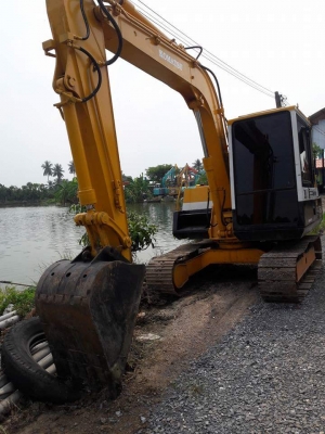 ขายค่ะ..KOMATSU PC60-5 เก่าใน ปลายพิเศษ มีลายแย๊ก..เช็คสภาพพร้อมใช้ โทร 089-3818694 ดวงนภา ขายค่ะ..KOMATSU PC60-5 เก่าใน ปลายพิเศษ มีลายแย๊ก..เช็คสภาพพร้อมใช้ โทร 089-3818694 ดวงนภา