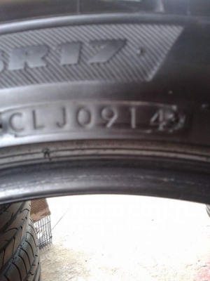 215/45R17 BRIDGESTONE ปี14 ชุด 4 เส้น tel. 081-427-3941 215/45R17 BRIDGESTONE ปี14 ชุด 4 เส้น tel. 081-427-3941