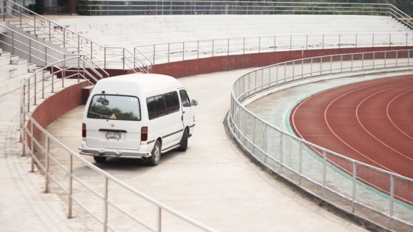 ขายรถตู้ TOYOTA แบบ HIACE - LH 112 ( 2.8 ) หลังคาสูง ขายรถตู้ TOYOTA แบบ HIACE - LH 112 ( 2.8 ) หลังคาสูง