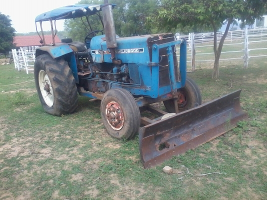 นำเสนอรถไถMT -3สภาำเก่าๆๆเดิมๆเคยใช้งานอยุ่ดี แล้วจอดเครื่องสตาทติดขับได้เก็บรายระเอียดนิดหน่อยผาน 3 มีดหน้าระบบไฟสตาท 24 โวล 4สูบ125000