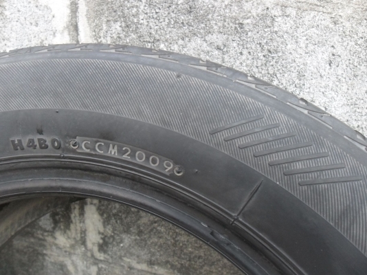 ยาง 185/60R14 สวยๆ 1 คู่