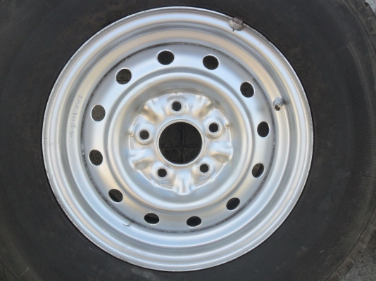 ล้อกะทะ 14นิ้ว 5รู ไมตี้ พร้อมยาง สวยๆ 1 คู่ ล้อกะทะ 14นิ้ว 5รู ไมตี้ พร้อมยาง สวยๆ 1 คู่