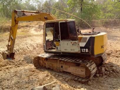 ขายโคมัสซุ PC120-5 อาร์มพิเศษ ราคา 500,000 บาท ราคาต่อรองได้