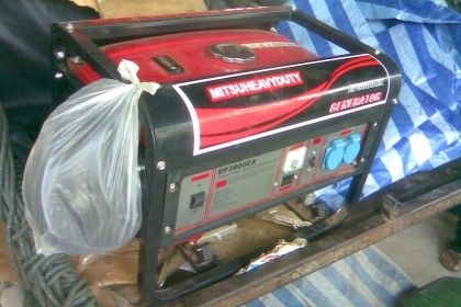 เครื่องปั่นไฟ 3 กิโลวัตต์พร้อมเครื่อง 7.5 แรง