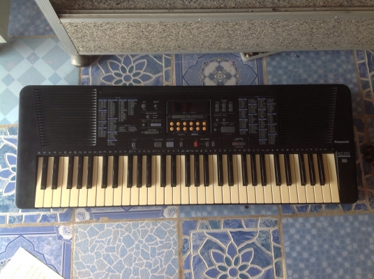 อีเล็กโทน อีเล็กโทน