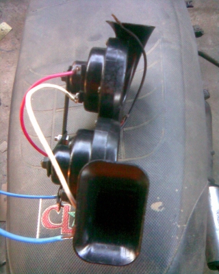 แตรคู่ของรถถยุโรป เบน/วอลโว่ล /ซีตอง