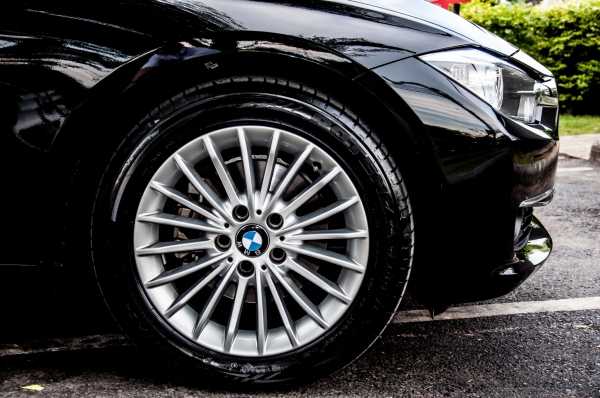 ขาย BMW 320d F30 2012 สภาพใหม่ป้ายแดงออกศูนย์ Europa Rama II ขาย BMW 320d F30 2012 สภาพใหม่ป้ายแดงออกศูนย์ Europa Rama II