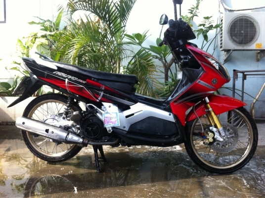 ตัดใจขาย นูโวmx15500เครื่องเดิมเงียบกริบ ภาษีไม่ขาดต่อ ยางหน้าหลังใหม่โทร0825671760