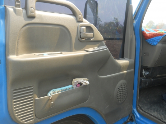 ขาย 6 ล้อ ISUZU NQR ประกอบ แอร์เย็น วิทยุ-เทป เพาเวอร์ พร้อมใช้สุดๆ พร้อมโอ