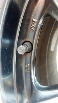 แม็กก้านยก สีคอมเมี่ยม งานยาชิโยดะ ขอบ 15 ห้ารูร้อยสิบสี่ พร้อมยางถูกๆ