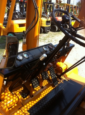 ขาย ฟอล์คลิฟท์ 3.5 ตัน KOMATSU FD35-4 เสา 4 ม. ฮิ้งฟอล์ค ขาย ฟอล์คลิฟท์ 3.5 ตัน KOMATSU FD35-4 เสา 4 ม. ฮิ้งฟอล์ค