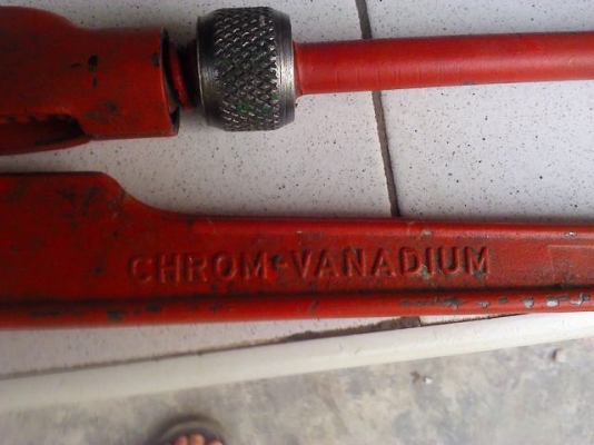 ประแจคอม้าปากกว้างวัดได้ 3 นิ้วกว่าแข็งแรงขิ้นรูปแบบchrome vanadium