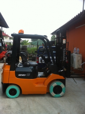 ขาย ฟอล์คลิฟท์ 1.5 ตัน TOYOTA 7FG15 LPG ระบบเดียว นำเข้าจากญี่ปุุ่น