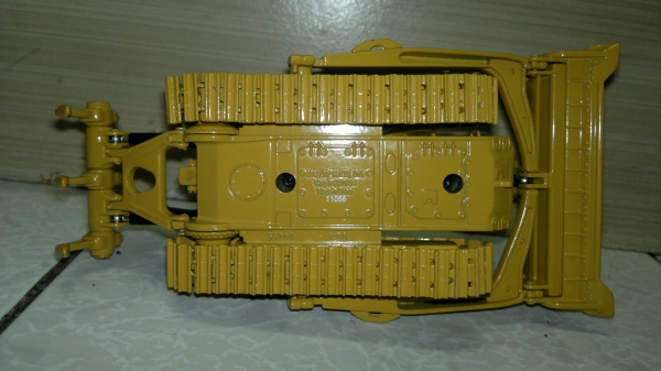 ขาย รถ caterpillar รุ่น D7E คับ ขาย รถ caterpillar รุ่น D7E คับ