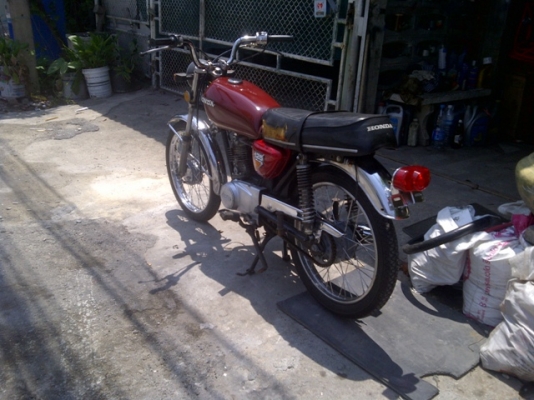 ขาย CG110 สีแดง ทะเบียนโอน ราคาพิเศษ 18000 บาท