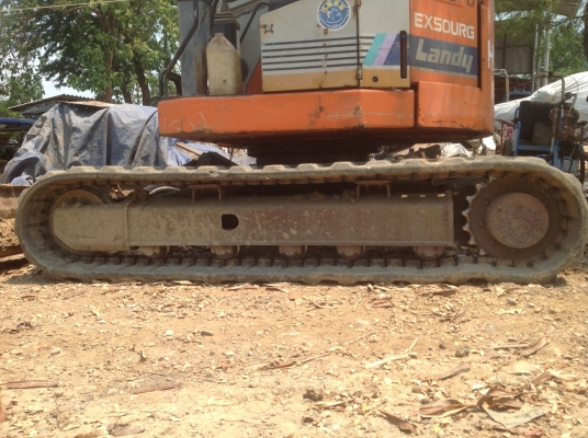 ต้องการซื้อแทรคเหล็กHITACHI50UR