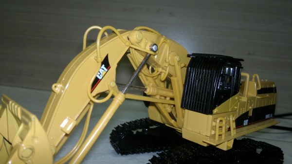 ขาย รถ caterpillar รุ่น 365 ขาย รถ caterpillar รุ่น 365