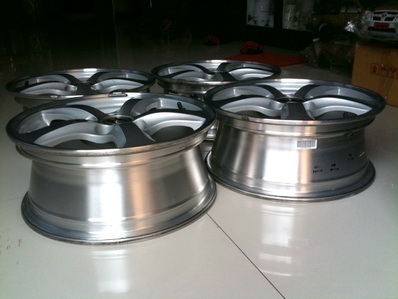 แม็กซ์ถอดจากป้ายแดง สภาพใหม่มาก ขอบ15" ขนาด 5 รู 114 แม็กซ์ถอดจากป้ายแดง สภาพใหม่มาก ขอบ15" ขนาด 5 รู 114