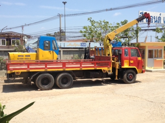 รถ10ล้อติดเครน