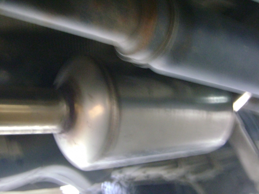 ท่อไอเสีย vigo 30 4x4 หม้อพัก 1 ใบ ท่อตรง 1 ใบ ขนาดท่อ 2 1/2